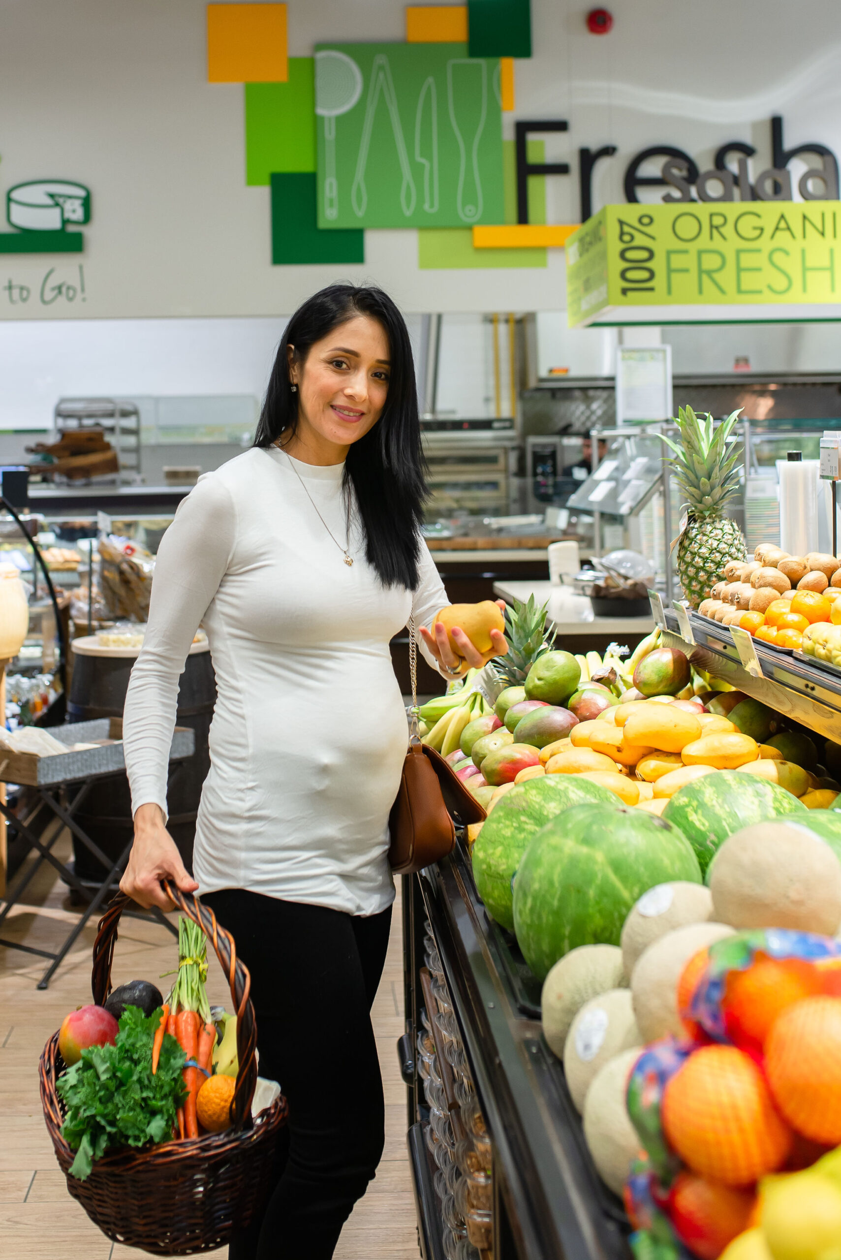 Module 2 nourishing fertility women shopping for healthy food